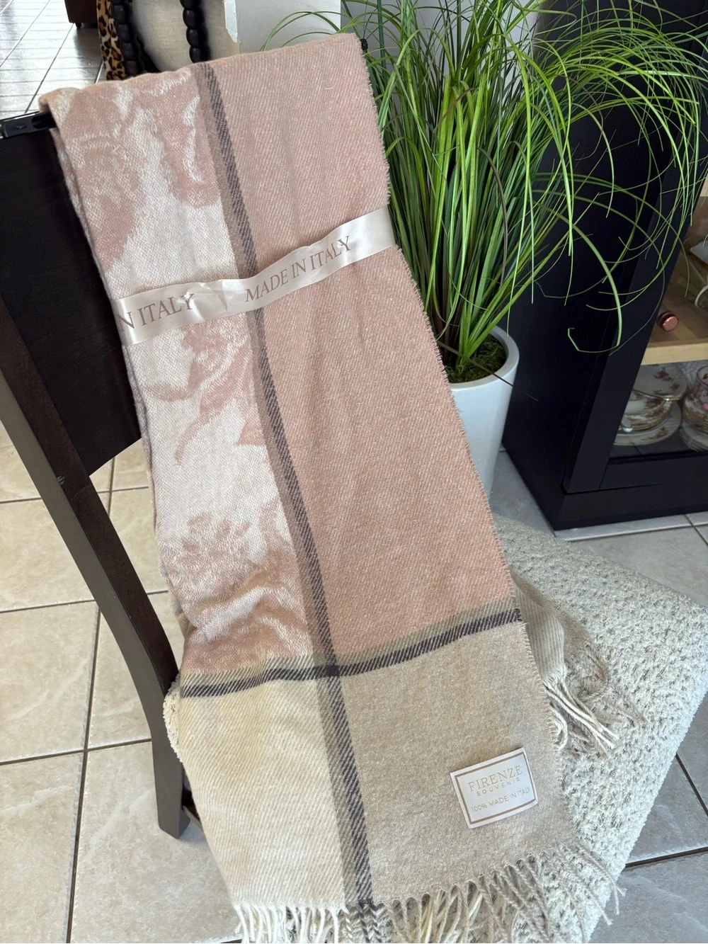 Made in Italy Cream & Blush Decorative Throw Blanket